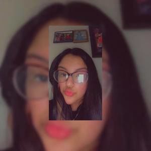 Meet your Posher, Karina